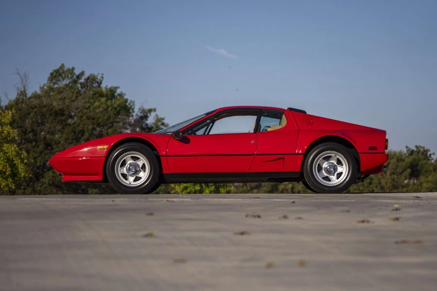 1984 Ferrari 512 BBi - Image 2 of 31