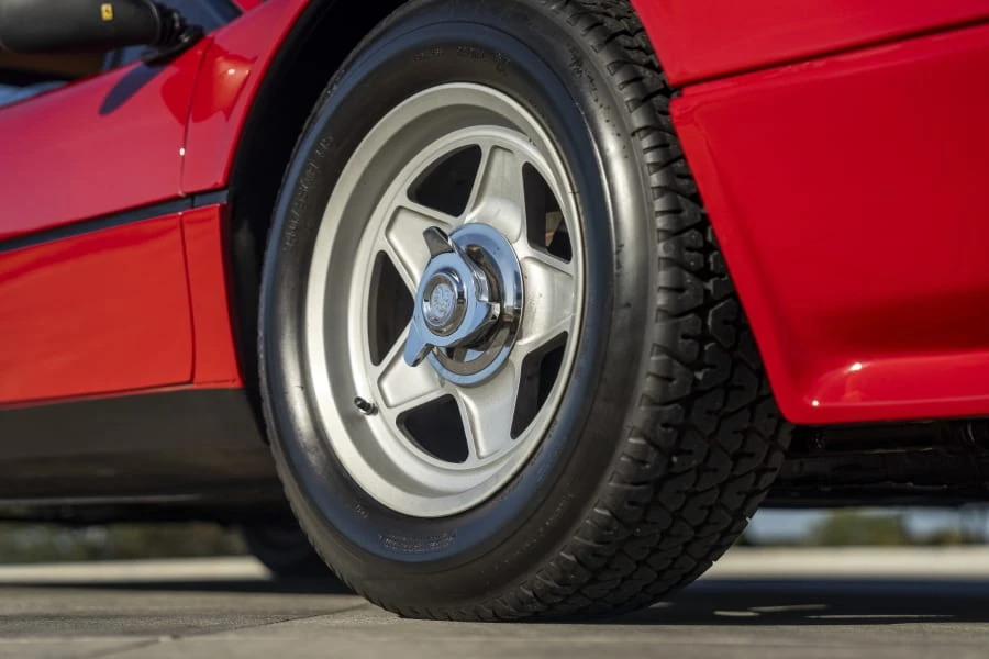 1984 Ferrari 512 BBi - Image 9 of 31