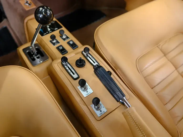 1984 Ferrari 512 BBi - Image 17 of 31