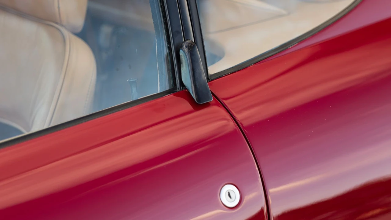 1984 Ferrari 512 BBi - Image 13 of 31