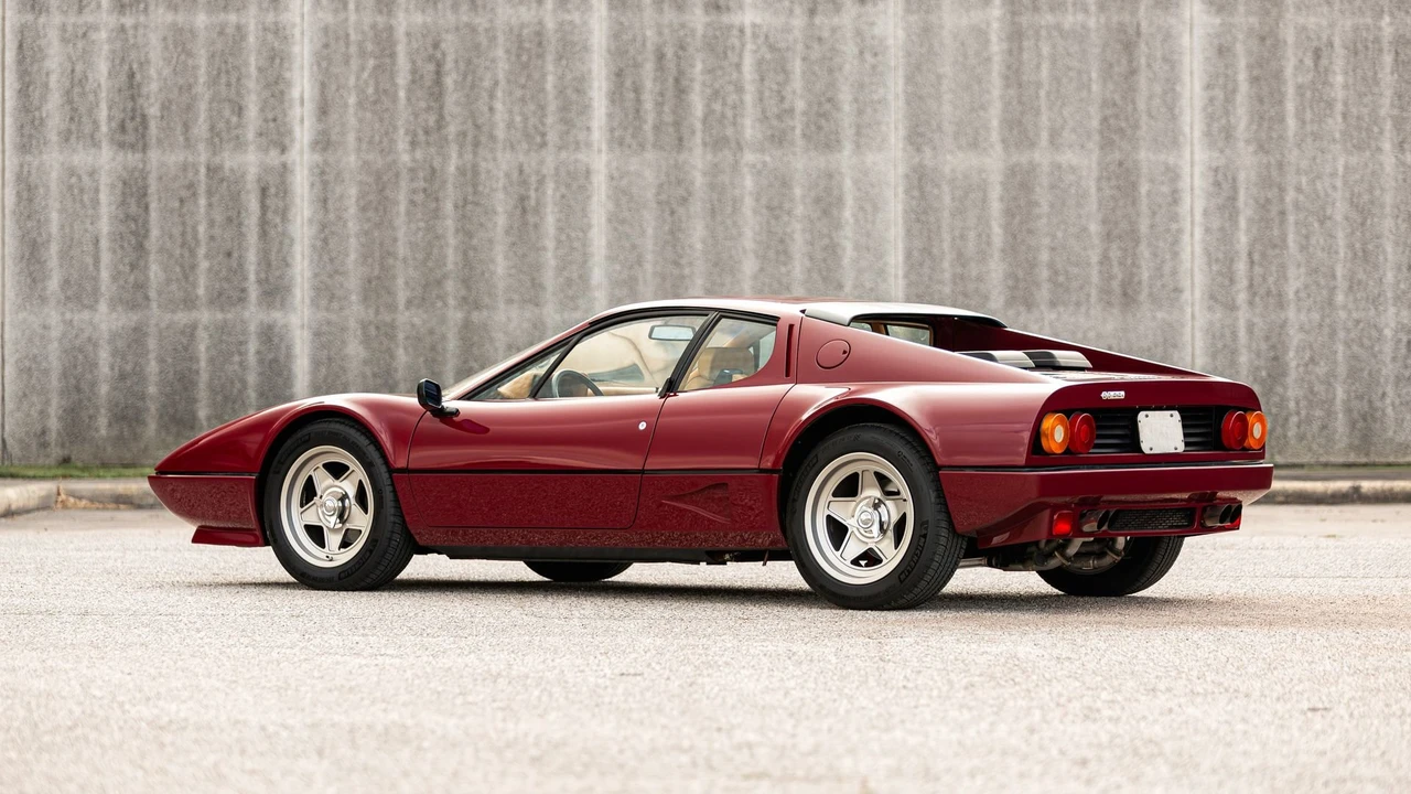 1984 Ferrari 512 BBi - Image 16 of 31
