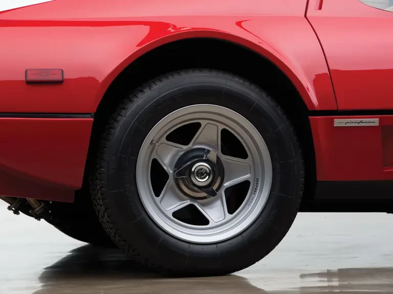 1984 Ferrari 512 BBi - Image 15 of 31
