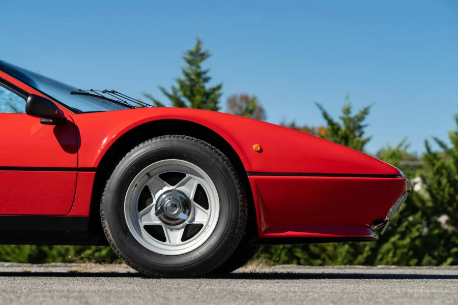 1984 Ferrari 512 BBi - Image 19 of 31