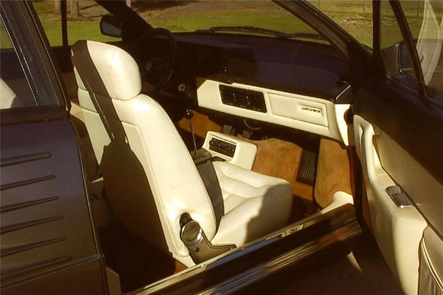 1984 Ferrari Mondial QV - Image 4 of 5