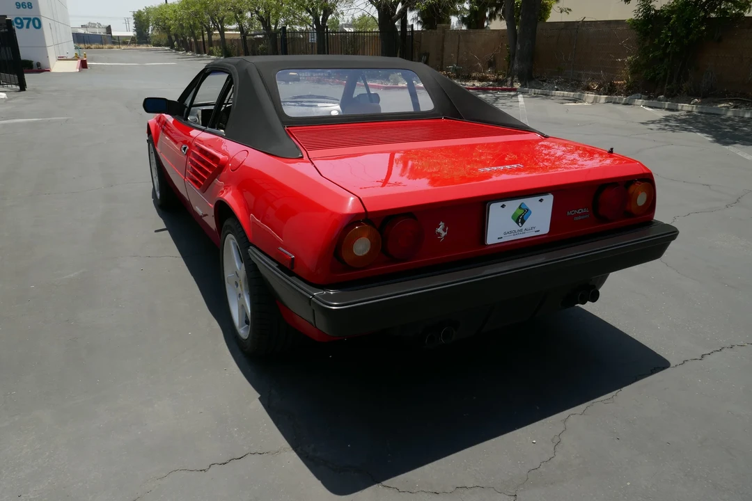 1984 Ferrari Mondial QV - Image 27 of 31