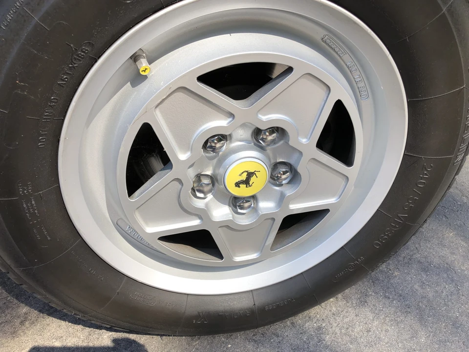 1984 Ferrari Mondial QV - Image 28 of 31