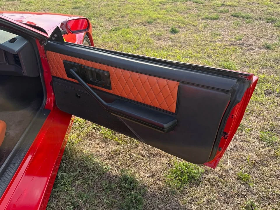 1984 Ferrari Testarossa - Image 11 of 19