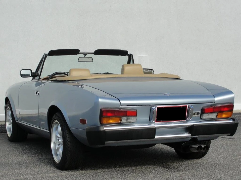 1984 Fiat 124 Sport Spider - Image 4 of 22