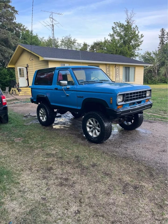 1984 Ford Bronco 3rd Gen - Image 4 of 8