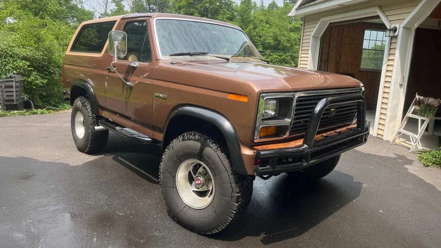 1984 Ford Bronco 3rd Gen - Image 5 of 14