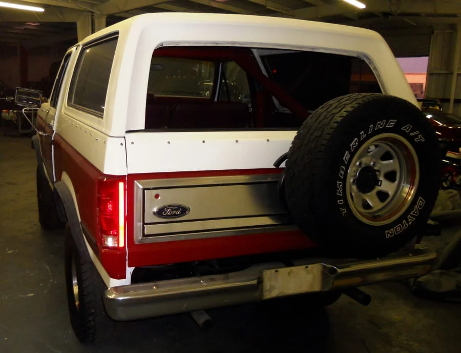 1984 Ford Bronco 3rd Gen - Image 3 of 6