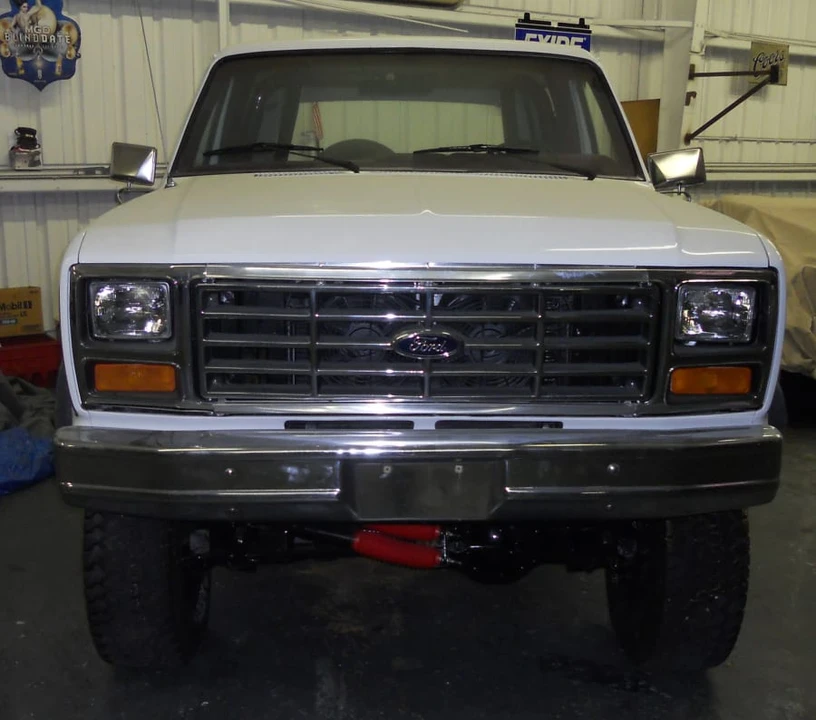 1984 Ford Bronco 3rd Gen - Image 5 of 6