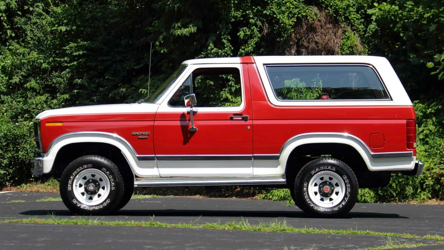 1984 Ford Bronco 3rd Gen - Image 2 of 12