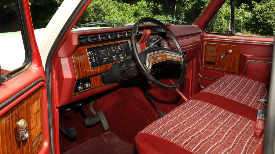 1984 Ford Bronco 3rd Gen - Image 4 of 12