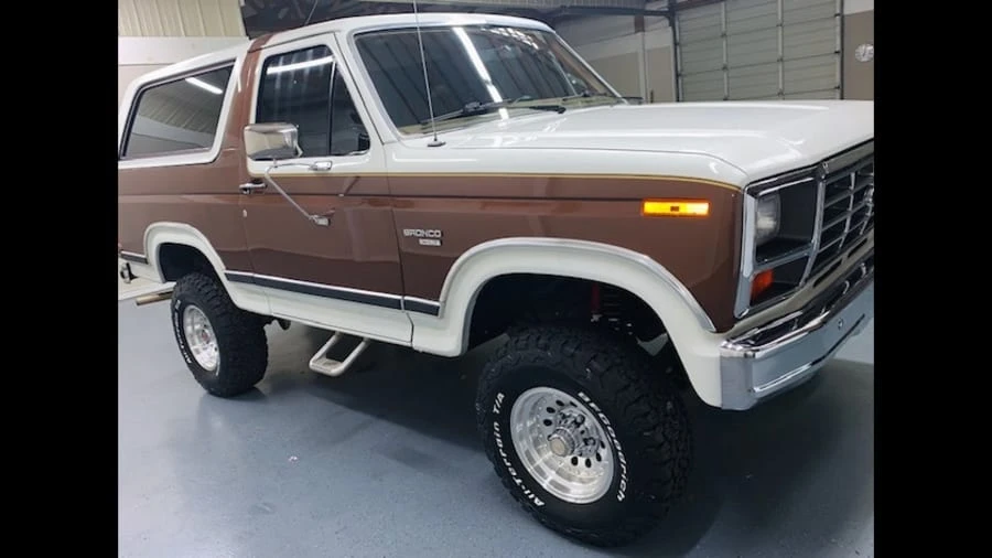 1984 Ford Bronco 3rd Gen - Image 2 of 11