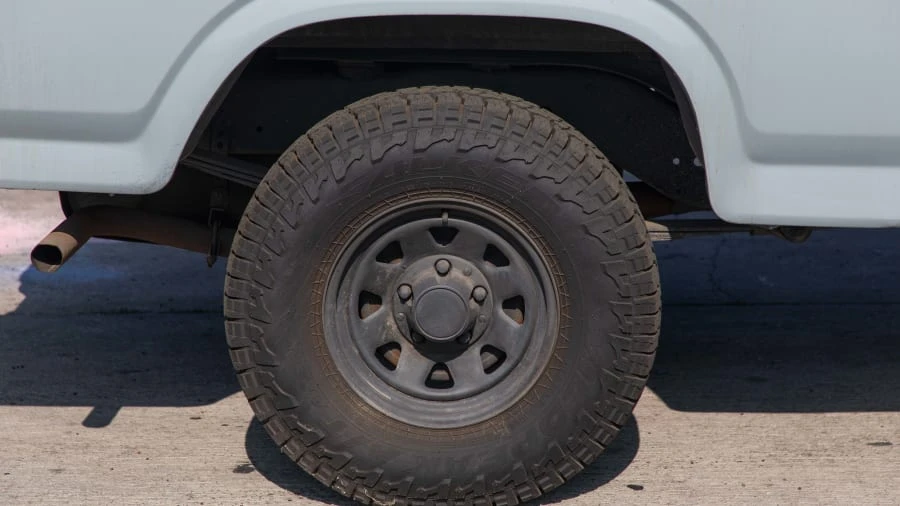 1984 Ford Bronco 3rd Gen - Image 9 of 12