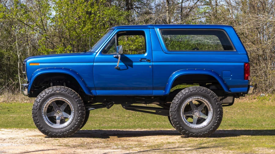 1984 Ford Bronco 3rd Gen - Image 2 of 27