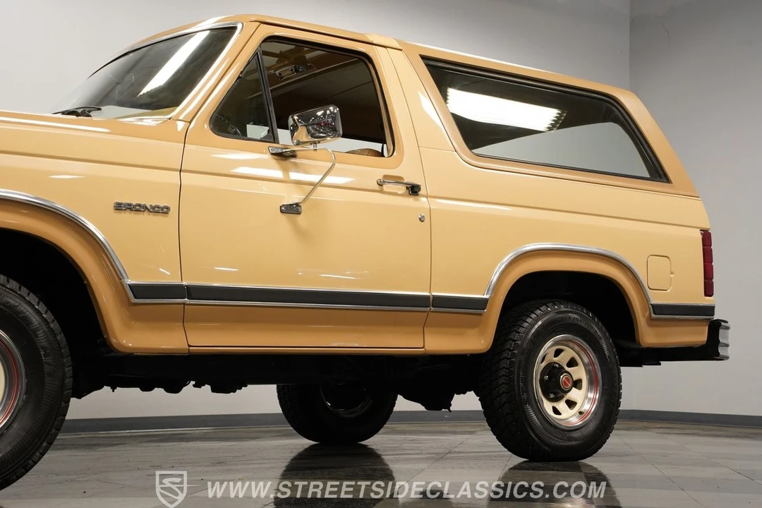 1984 Ford Bronco 3rd Gen - Image 23 of 31