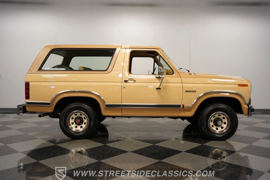 1984 Ford Bronco 3rd Gen - Image 15 of 31