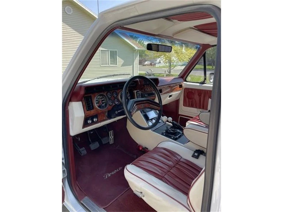 1984 Ford Bronco 3rd Gen - Image 5 of 9
