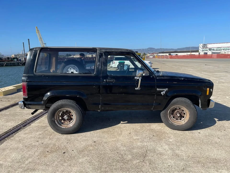 1984 Ford Bronco II - Image 3 of 13