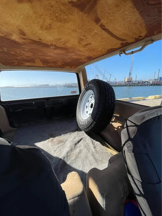 1984 Ford Bronco II - Image 9 of 13