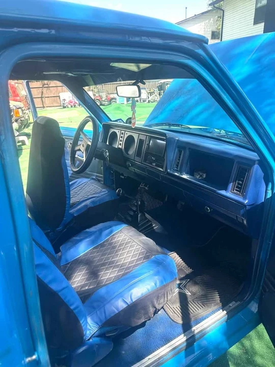 1984 Ford Bronco II - Image 11 of 16