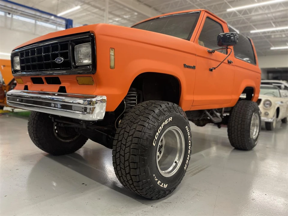 1984 Ford Bronco II - Image 2 of 19