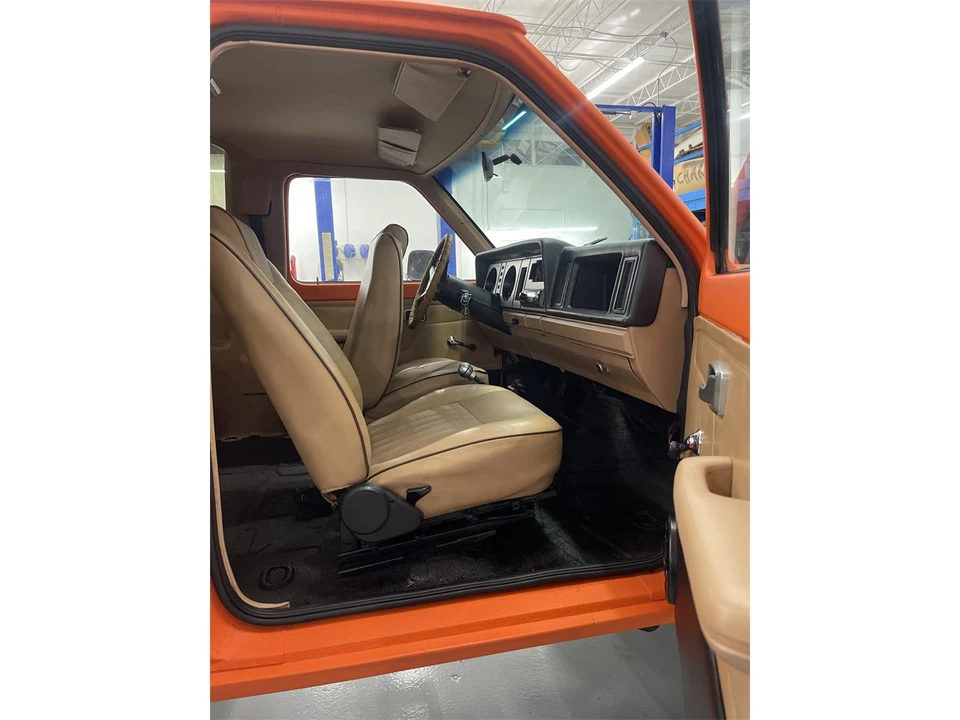 1984 Ford Bronco II - Image 12 of 19