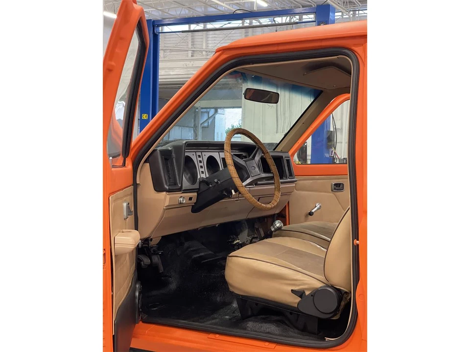 1984 Ford Bronco II - Image 17 of 19