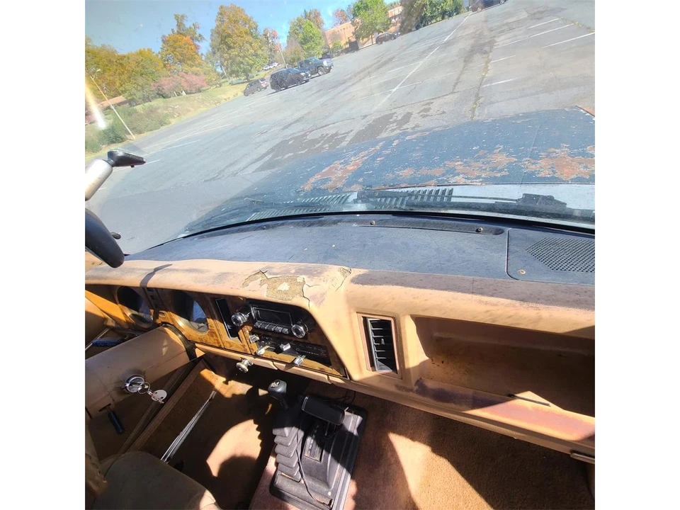 1984 Ford Bronco II - Image 17 of 26