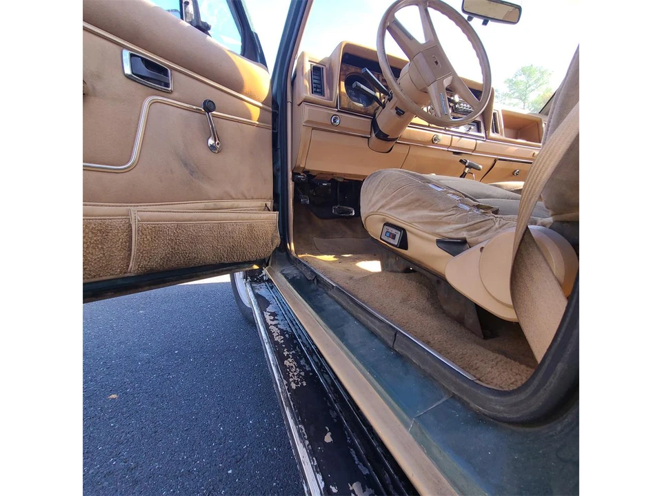 1984 Ford Bronco II - Image 12 of 26