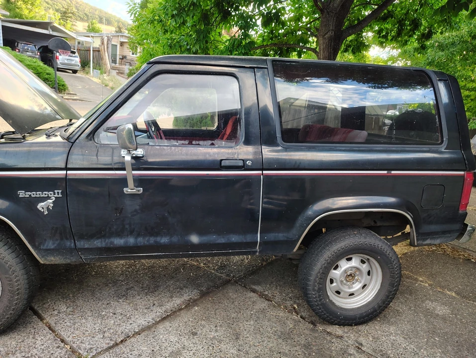 1984 Ford Bronco II - Image 6 of 13