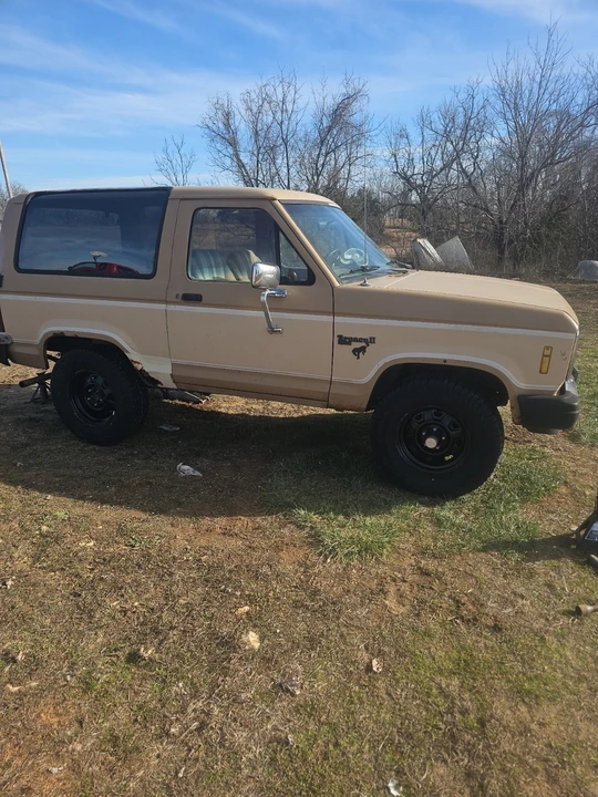 1984 Ford Bronco II - Image 4 of 5