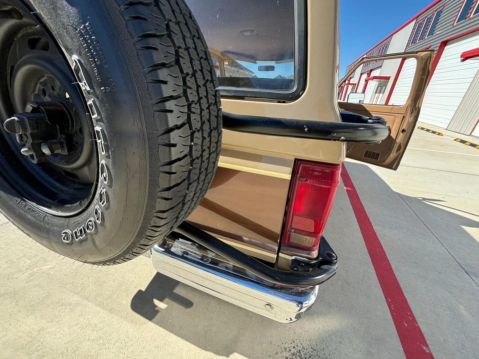 1984 Ford Bronco II - Image 29 of 31