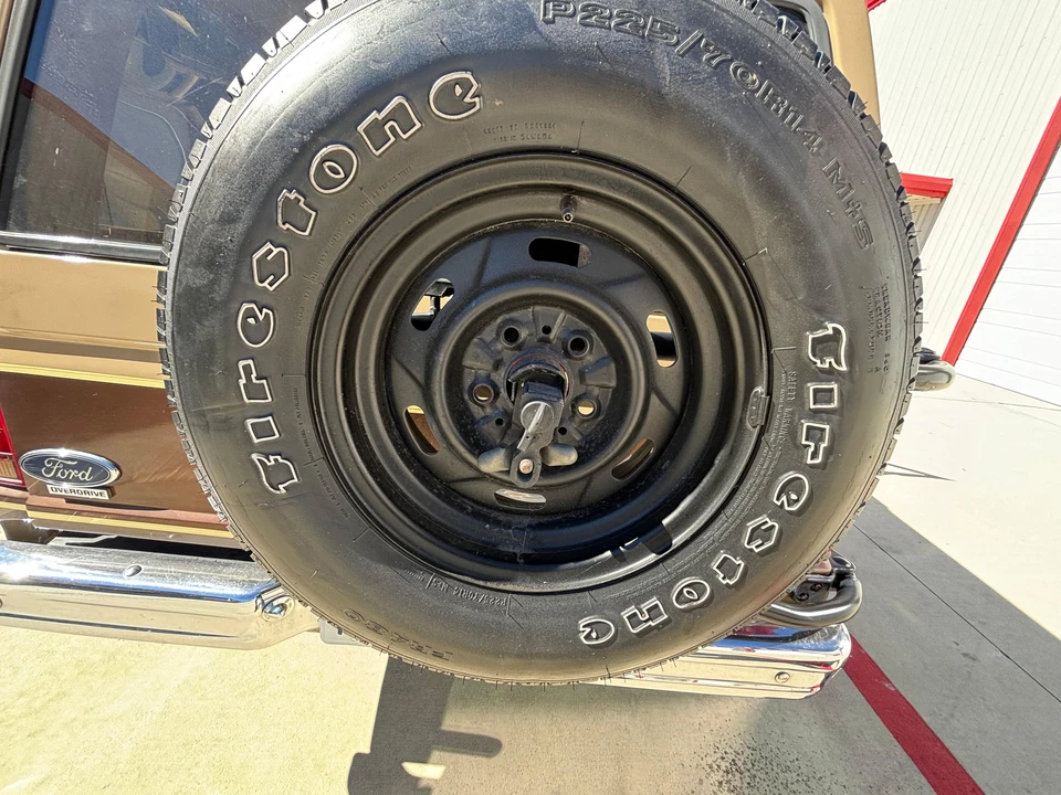 1984 Ford Bronco II - Image 28 of 31