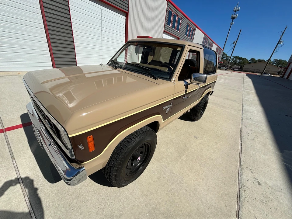 1984 Ford Bronco II - Image 6 of 31