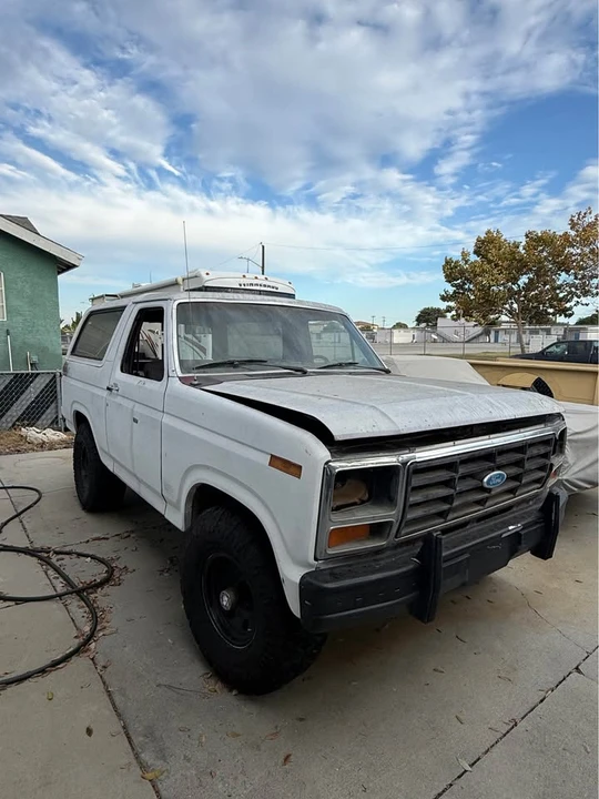 1984 Ford Bronco 3rd Gen - Image 3 of 8