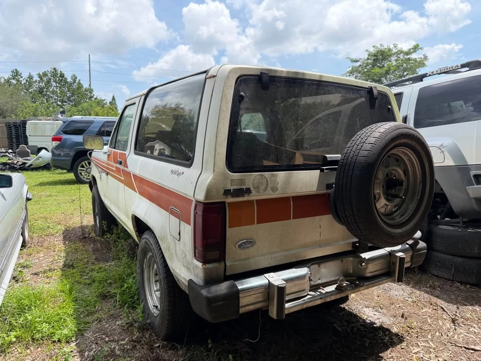 1984 Ford Bronco II - Image 5 of 8