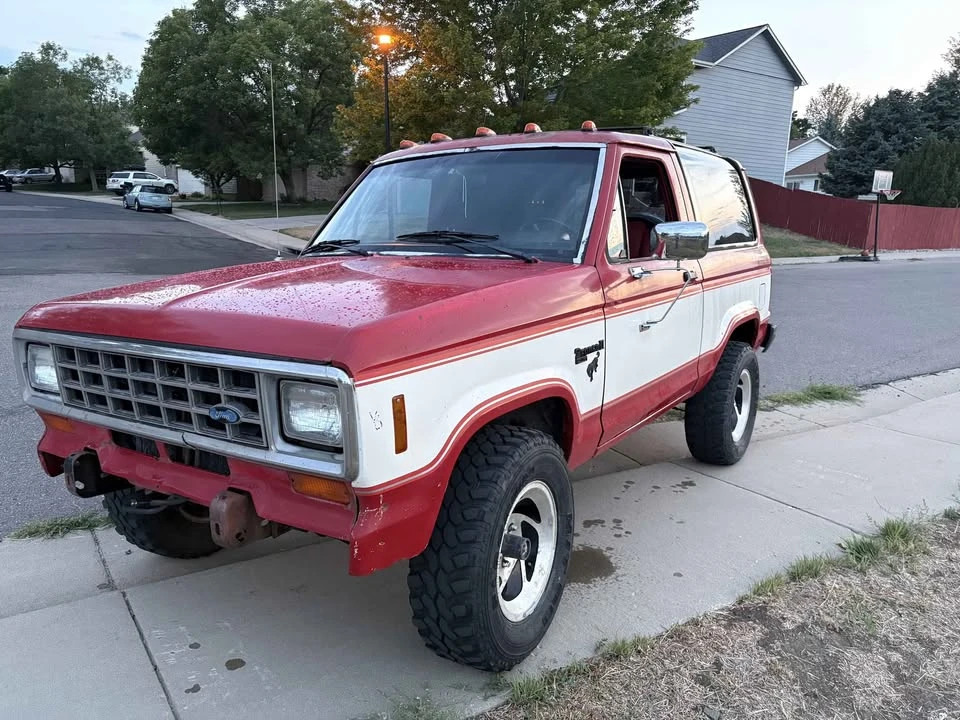 1984 Ford Bronco 3rd Gen - Image 2 of 7