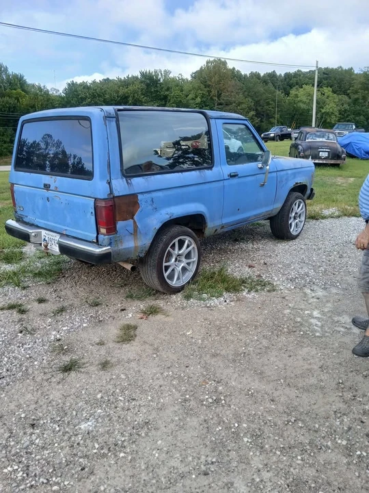1984 Ford Bronco 3rd Gen - Image 16 of 18