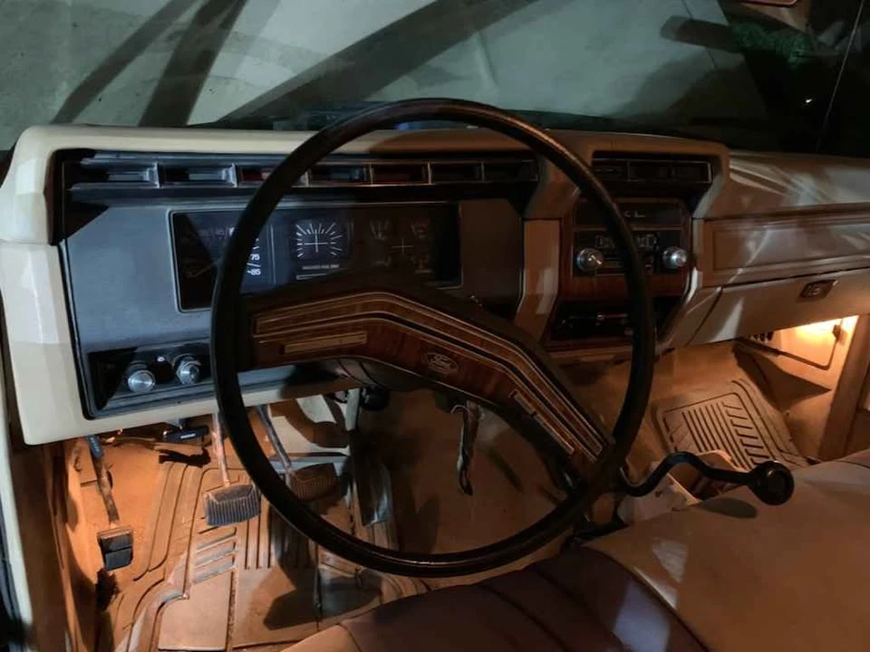 1984 Ford Bronco 3rd Gen - Image 7 of 20