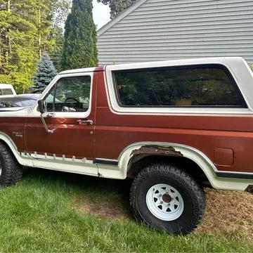 1984 Ford Bronco XLT