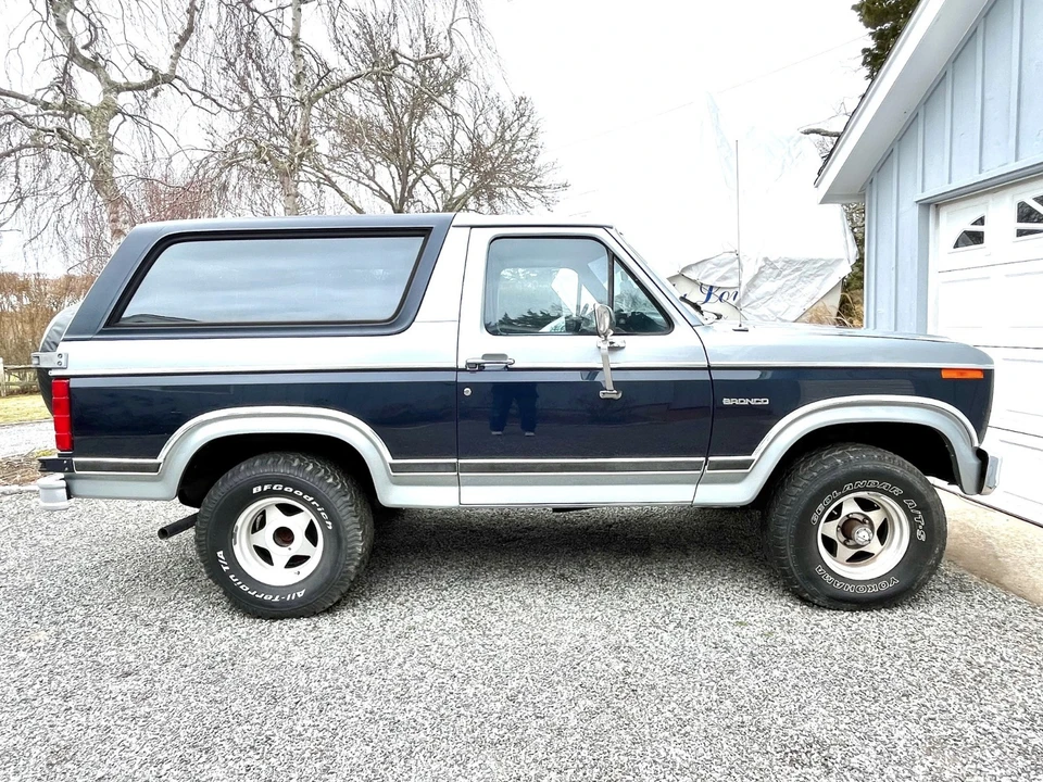 1984 Ford Bronco 3rd Gen - Image 10 of 21