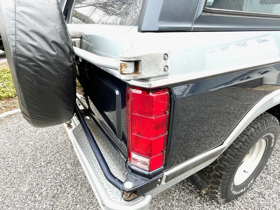 1984 Ford Bronco 3rd Gen - Image 14 of 21