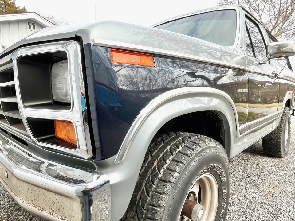 1984 Ford Bronco 3rd Gen - Image 2 of 21