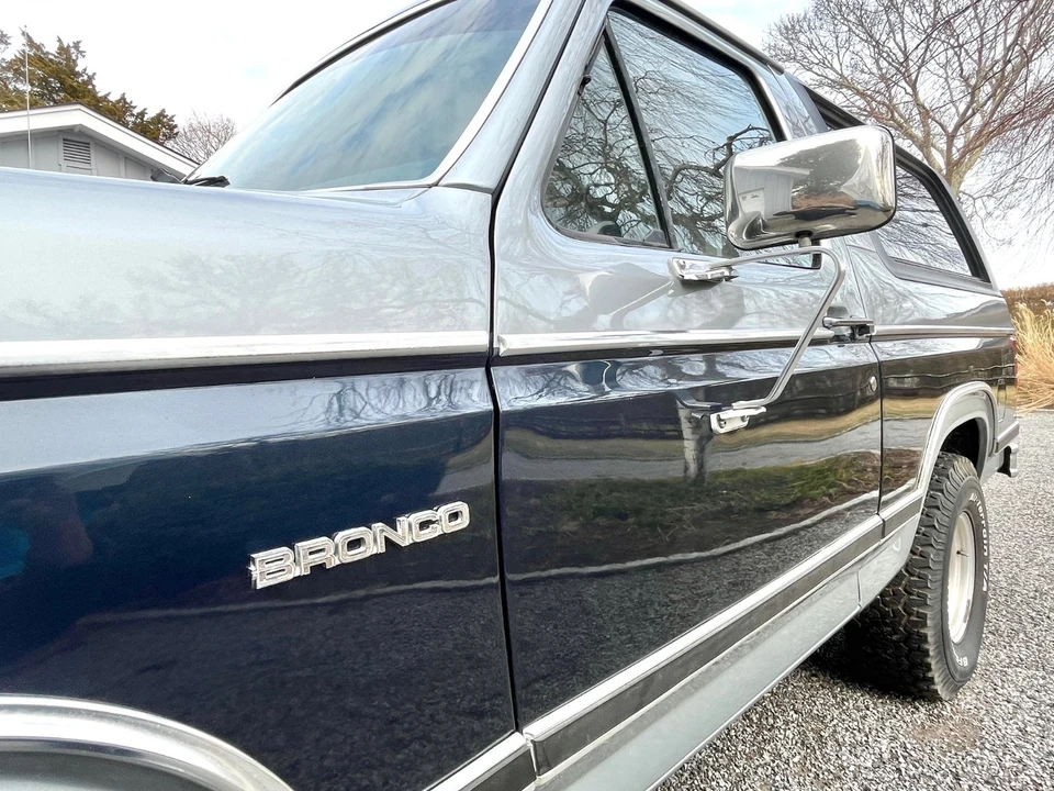 1984 Ford Bronco 3rd Gen - Image 3 of 21