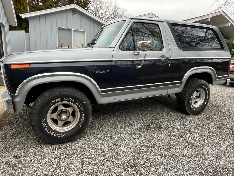 1984 Ford Bronco 3rd Gen - Image 17 of 21