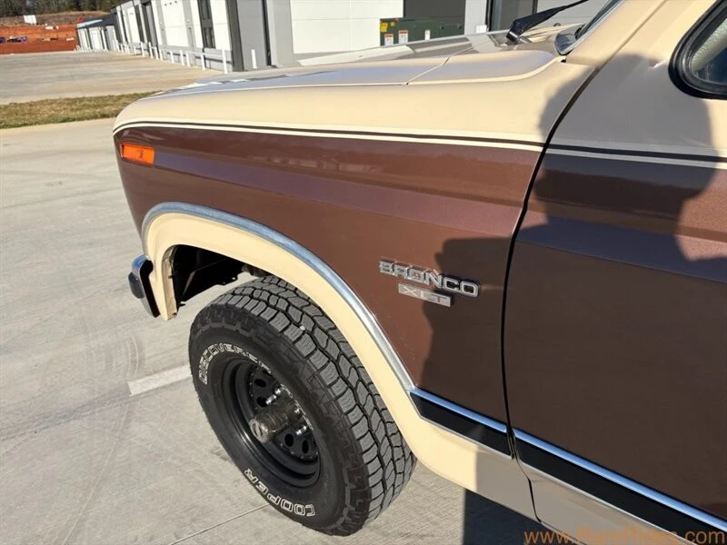 1984 Ford Bronco 3rd Gen - Image 10 of 12