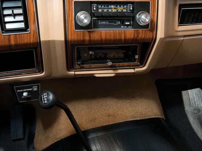 1984 Ford Bronco 3rd Gen - Image 11 of 18